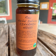 Load image into Gallery viewer, Wehrloom Honey Herbal Infused - Cinnamon
